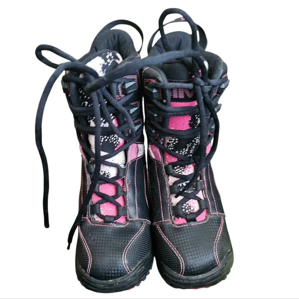 SIMS Black and Pink Snow Boots